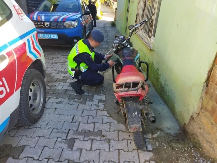 Bursa jandarmadan tescilsiz ve çalıntı motosiklet uygulaması