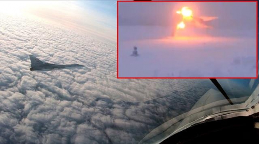 Rusya'ya ait bombardıman uçağı düştü!