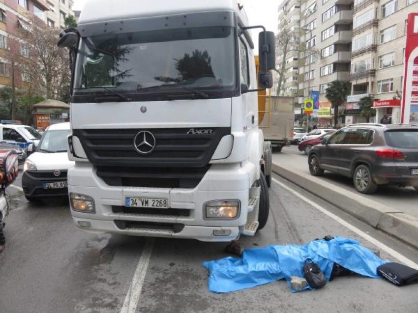 Kadıköy'de feci kaza ;1 ölü