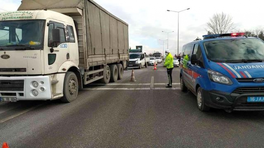 Bursa-İstanbul yolu kapandı