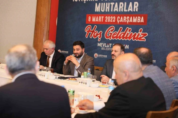 Kağıthane’de muhtarlarla afetlere kaşı alınan tedbirler konuşuldu
