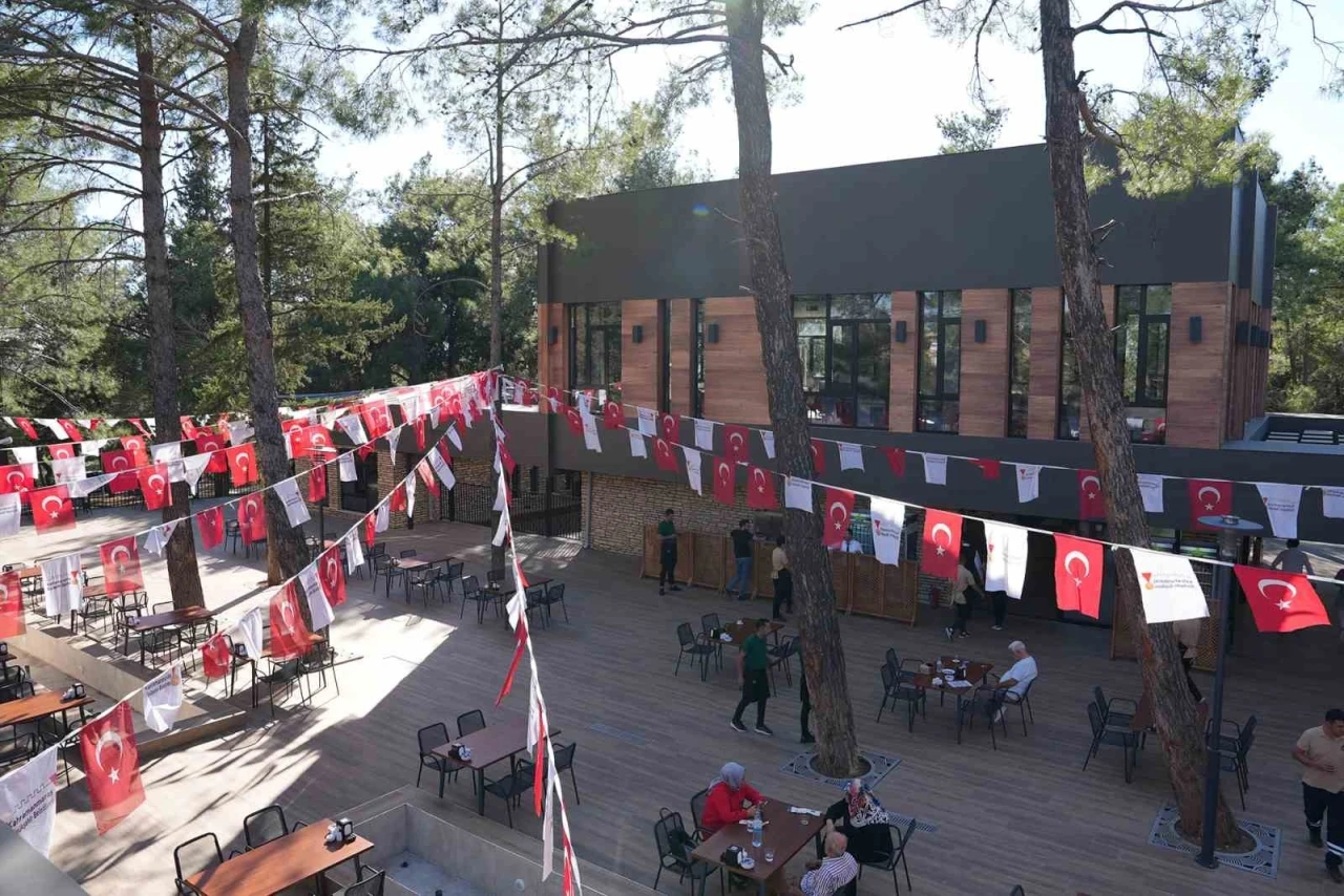 Kahramanmaraş’ın yeni mekanı Çamlıca Restoran
