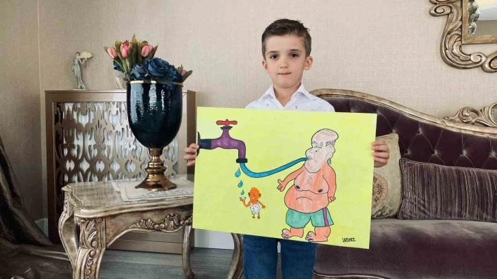 Kahramanmaraş’ta 7 yaşındaki minik karikatürist il birincisi oldu
