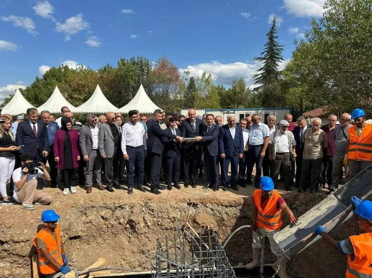 Karabük’te kontrplak fabrikasının temeli atıldı
