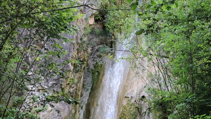 Karabük'teki İncüğez Şelalesi keşfedilmeyi bekliyor