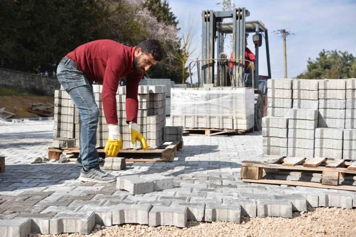 Karesi Belediyesi’nden 468 bin metrekare parke taşı
