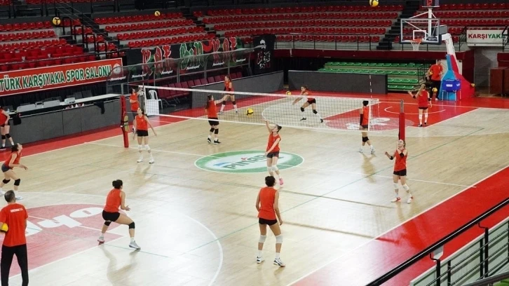 Karşıyaka Voleybol, play-off aşkına
