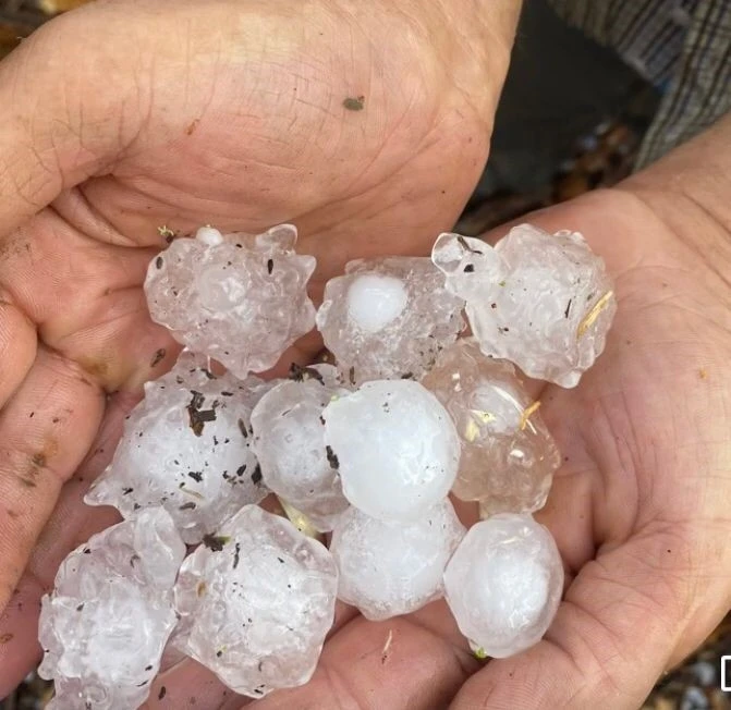 Kastamonu’da ceviz büyüklüğünde dolu yağdı
