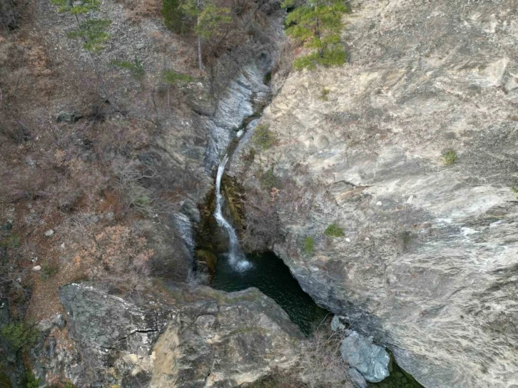 Kastamonu’da katmanlı şelale keşfedildi
