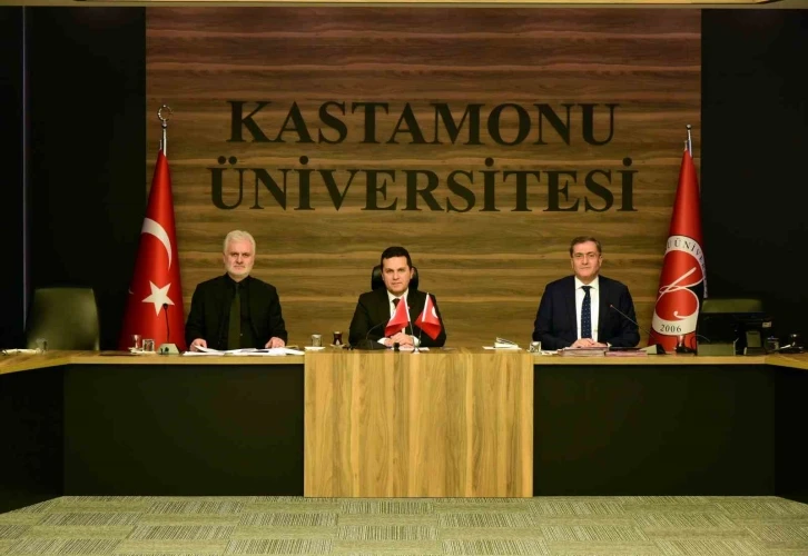 Kastamonu Üniversitesi Senatosu, yılın son toplantısını gerçekleştirdi
