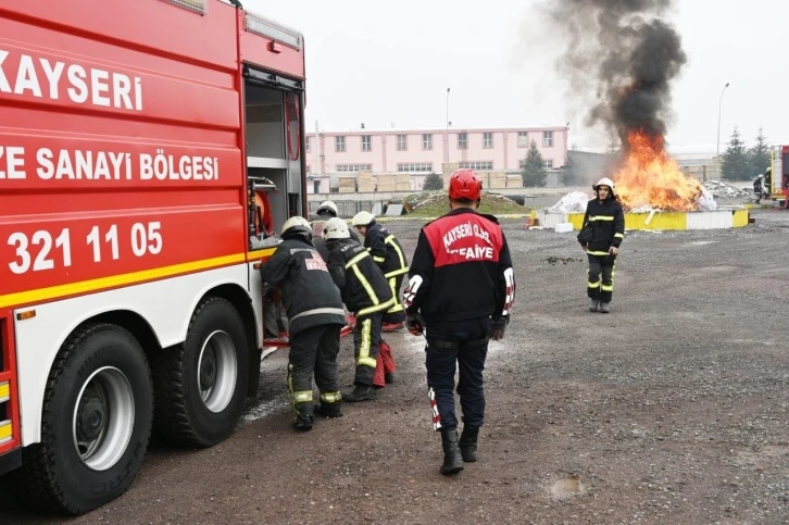 Kayseri OSB İtfaiyesi ve Gaziantep OSB İtfaiyesi ortak tatbikat yaptı
