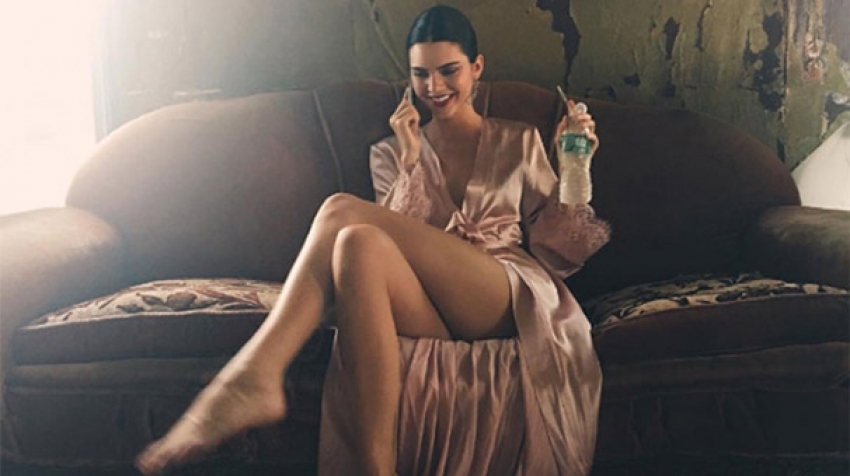 Kendall Jenner'ın ayakları olay oldu!