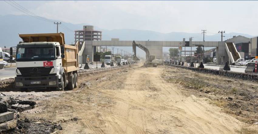 Bursa’da İstanbul Caddesi`nde trafik düzenlemesi