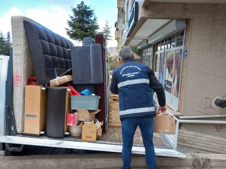 Keçiören’de üniversite öğrencilerine ücretsiz taşınma hizmeti
