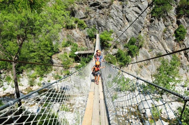 Kemer Belediyesi EMITT Fuarı’nda
