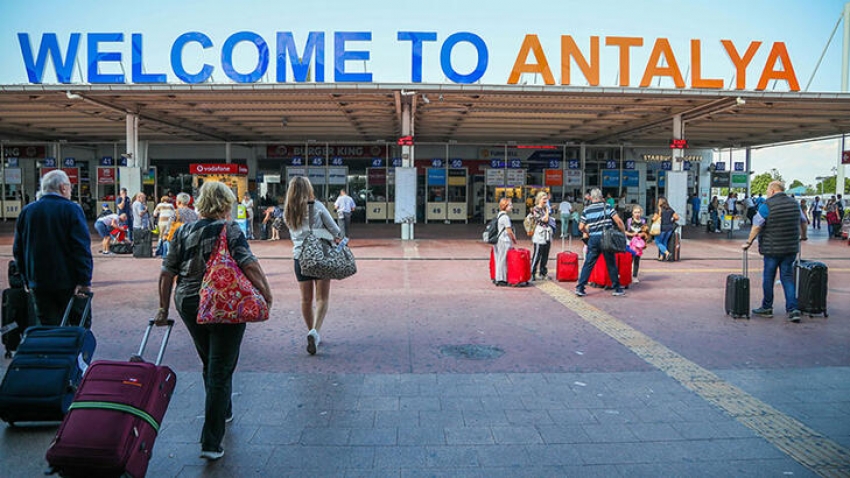 Kısmi seferberlik sonrası Rusya'dan Antalya'ya akın