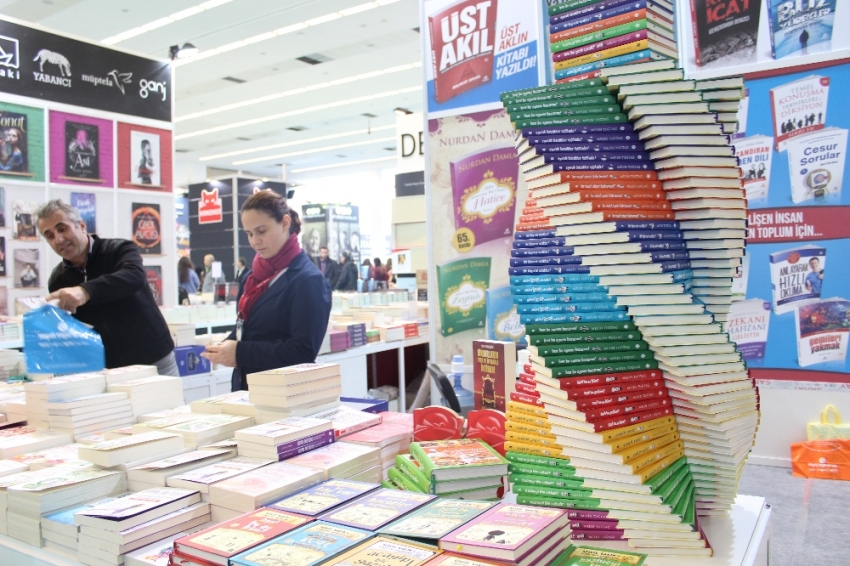 12. Ankara Kitap Fuarı Açıldı