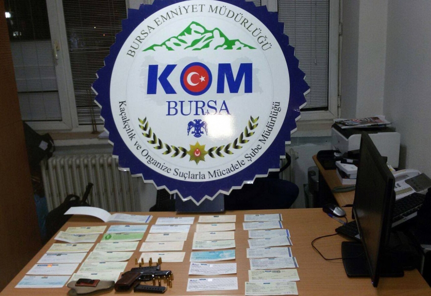 Bursa'da sahte çek operasyonu