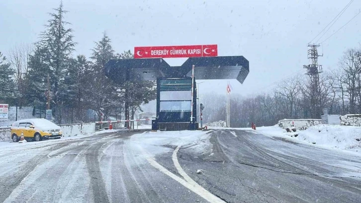 Kırklareli’nin yüksek kesimlerinde kar etkili oluyor
