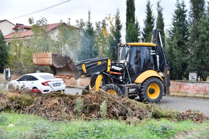 Kış turizmi destinasyonunda ’moloz’ temizliği
