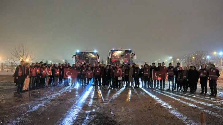 Kızılay Bursa gönüllüleri deprem bölgesine uğurlandı