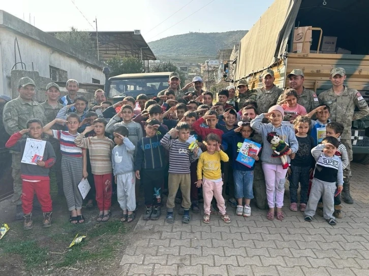 KKTC Afet Yardım Görev Birliği Hatay’da yardıma devam ediyor