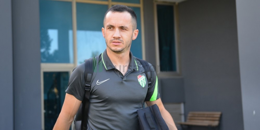 Bursaspor'un Kocaeli kampı başladı 