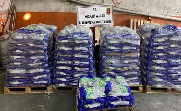 Kocaeli’de 8 kilo sahte toz deterjan ele geçirildi
