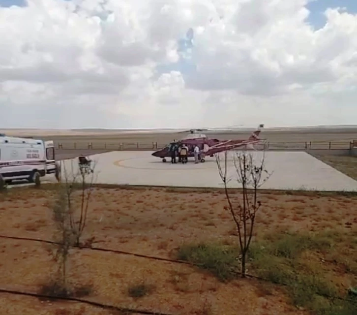 Konya’da hava ambulansı felç geçiren hasta için havalandı
