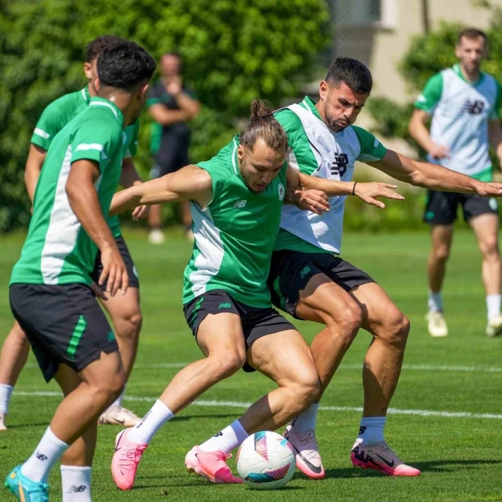 Konyaspor’da Samsunspor maçı hazırlıkları sürüyor
