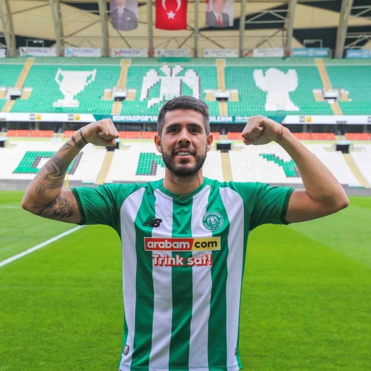 Konyaspor’da toplu imza töreni
