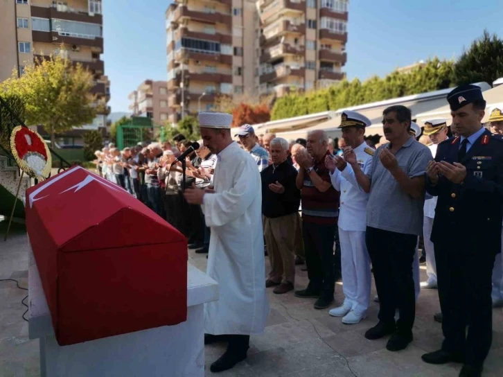 Kore gazisi gözyaşlarıyla son yolculuğuna uğurlandı
