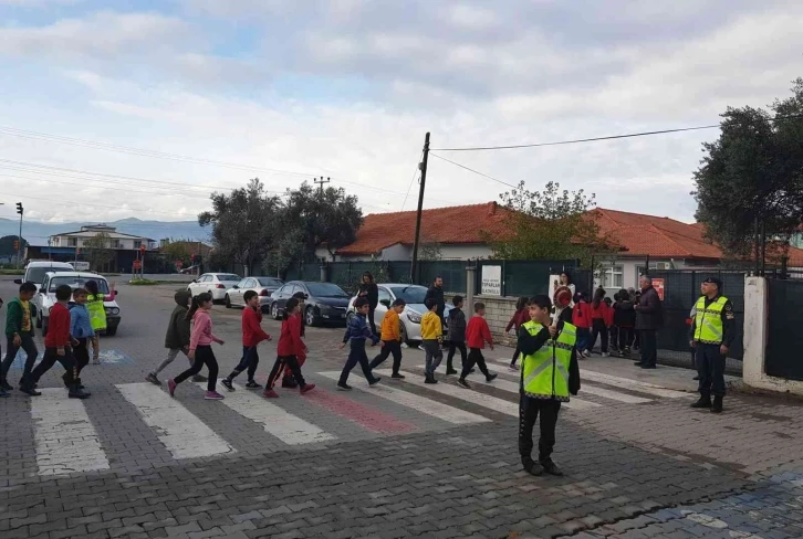 Köyceğizli öğrencilere trafik eğitimi
