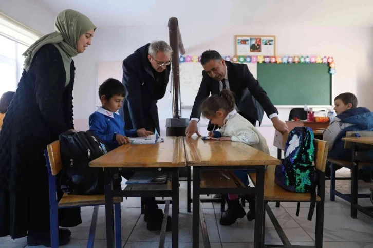 Köylerin kalbi olan Köy Yaşam Merkezleri Bayburtlu kadınlara hem eğitim yuvası oldu hem de gelir kapısı
