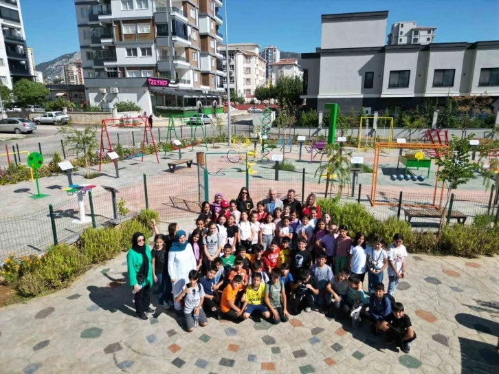 Kozan Bilim ve Teknoloji Parkı’na öğrencilerden yoğun ilgi
