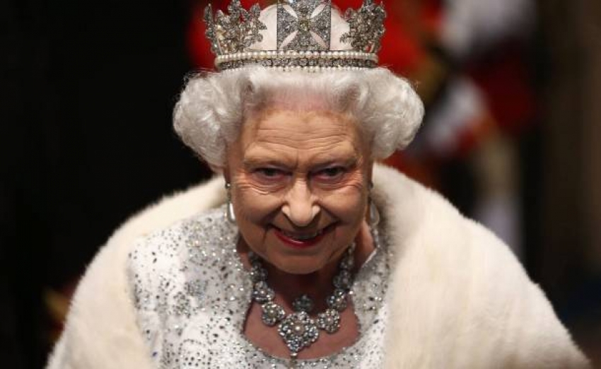 İngiltere Kraliçesi 90 yaşına girdi
