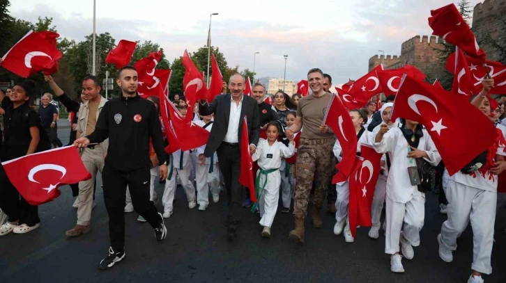 KTO, KAYSO VE KTB, 15 Temmuz Milletin Zaferi’nde meydanda nöbetteydi
