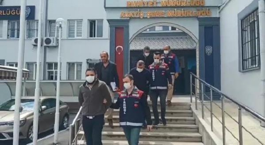 Bursa'da kuyumculara sahte altın satmaya çalışan 4 kişi yakalandı