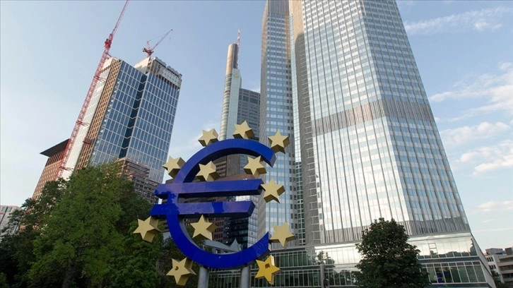 Küresel piyasalarda gözler ECB'nin faiz kararına çevrildi