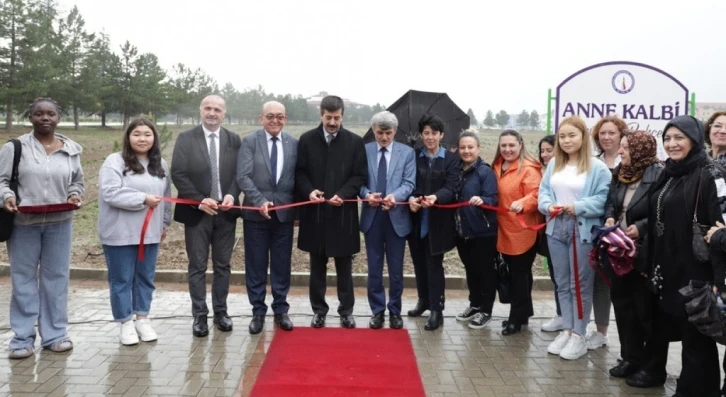 Kütahya’da ’Anne Kalbi Lavanta Bahçesi’ açıldı
