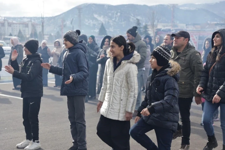 Kütahya’da öğrenciler için “Geleceğin Sesi, Tatilin Ritmi” etkinliği
