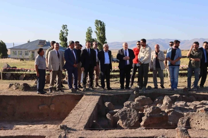 Malazgirt Savaşı’nın yerini tespit çalışması devam ediyor
