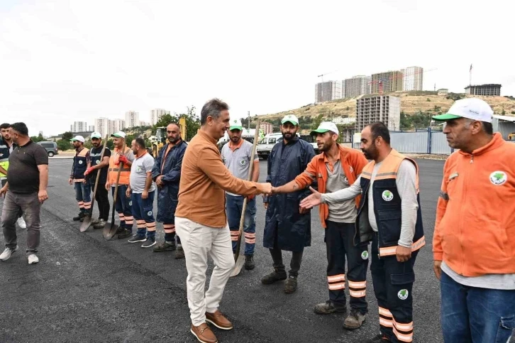 Mamak Belediyesi ilçedeki pazar yerlerini yeniliyor
