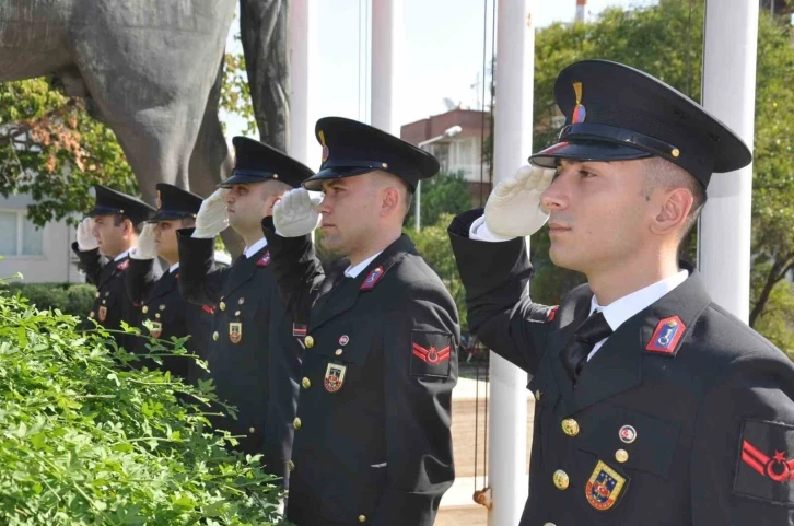 Manisa’nın ilçelerinde Zafer Bayramı coşkuyla kutlandı
