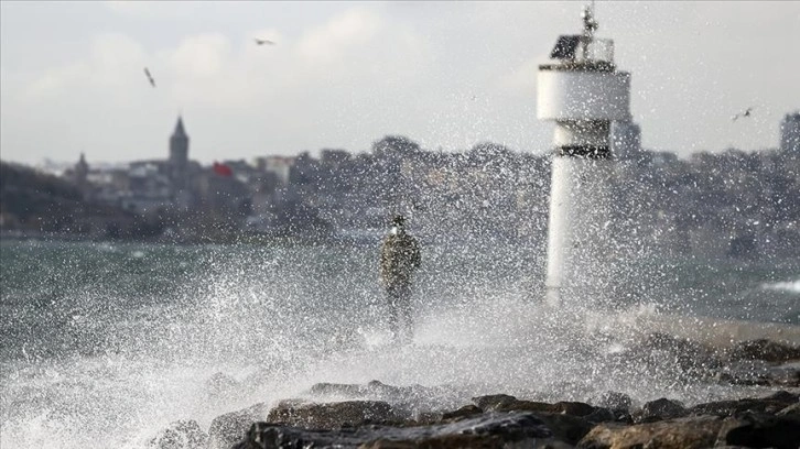 Marmara Bölgesi'nde yarın fırtına bekleniyor