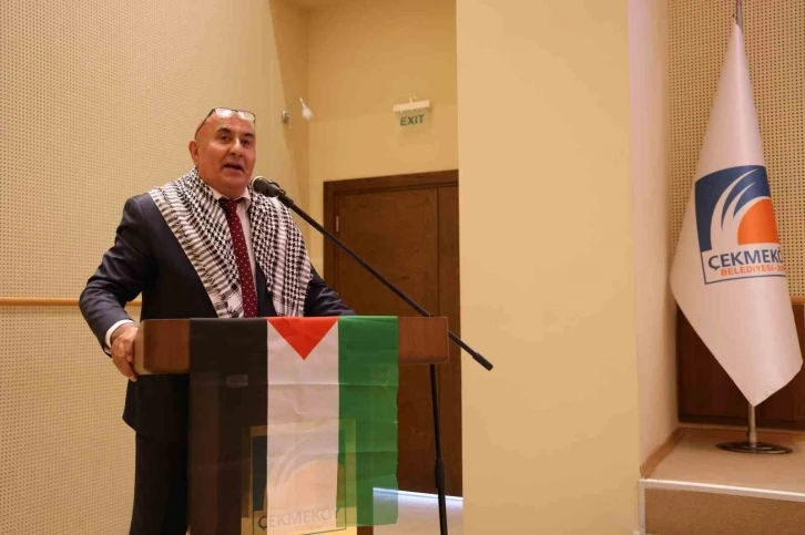 Mecliste kefiye takıp Filistin bayrağı açtılar
