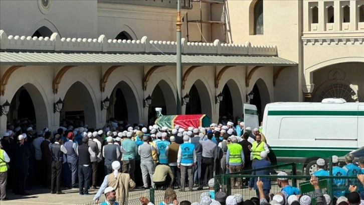 Menzil cemaatinin lideri Elhüseyni Adıyaman'da defnedildi