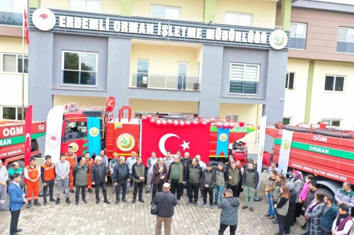 Mersin’de yangınla mücadelede kullanılan araç sayısı artıyor
