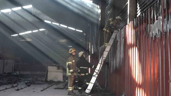 Bursa’da metal fabrikasında yangın paniği