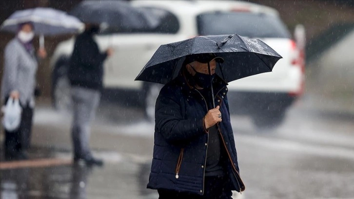 Meteorolojiden Ege'nin iç kesimleri ve Batı Akdeniz için şiddetli yağış uyarısı